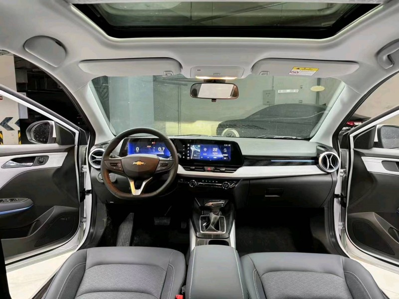 成都24年雪佛兰科鲁泽9