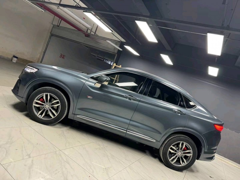 成都19年吉利星越3