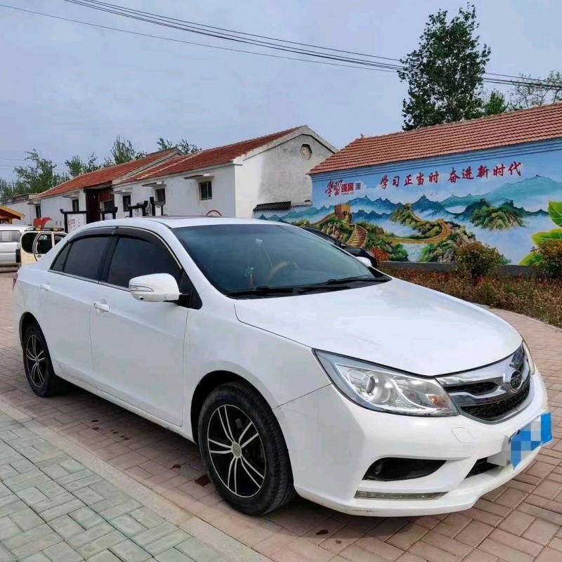 菏泽16年比亚迪速锐3