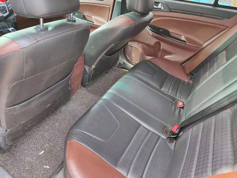 菏泽16年比亚迪速锐6