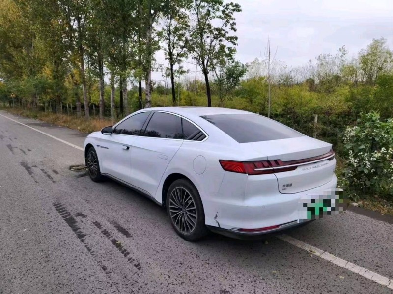 东营22年比亚迪汉DM7