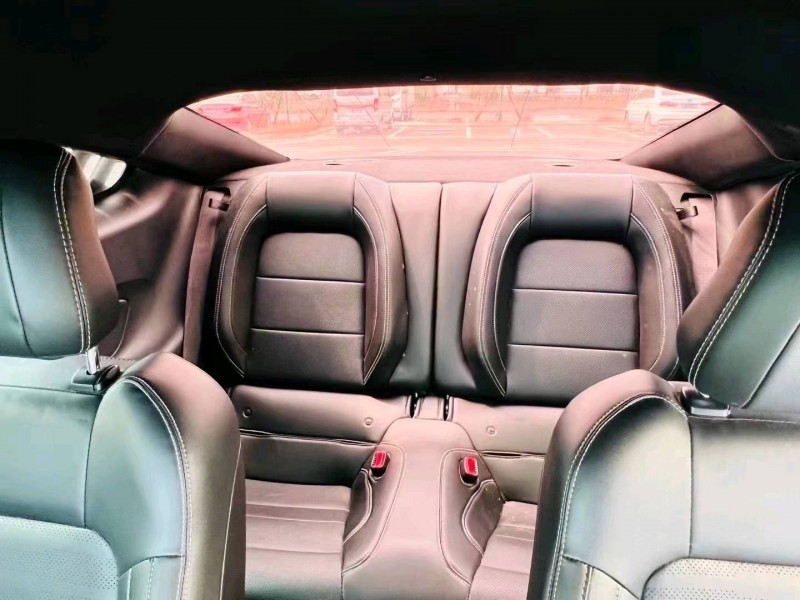 淄博18年福特野马5