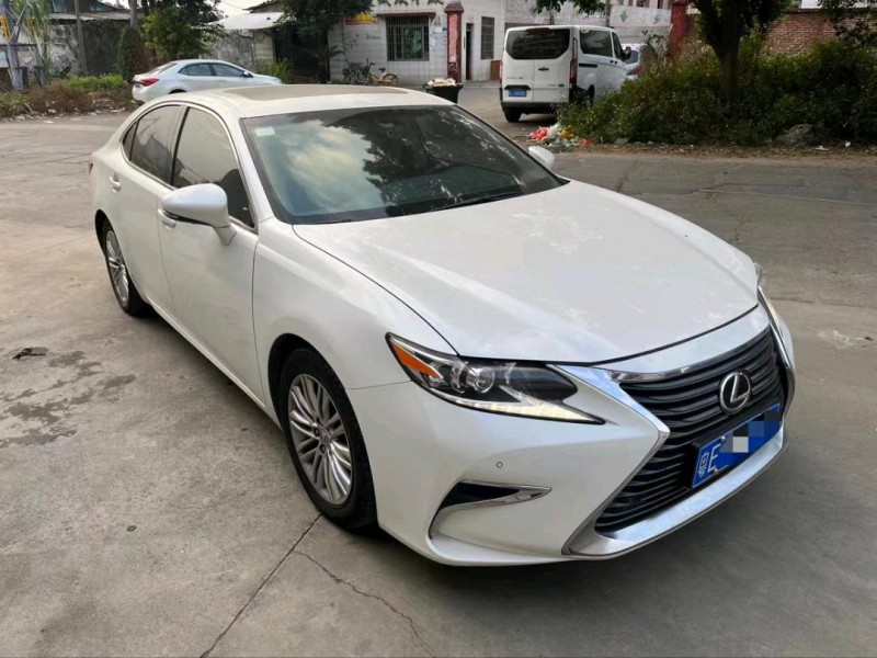 佛山18年雷克萨斯ES2