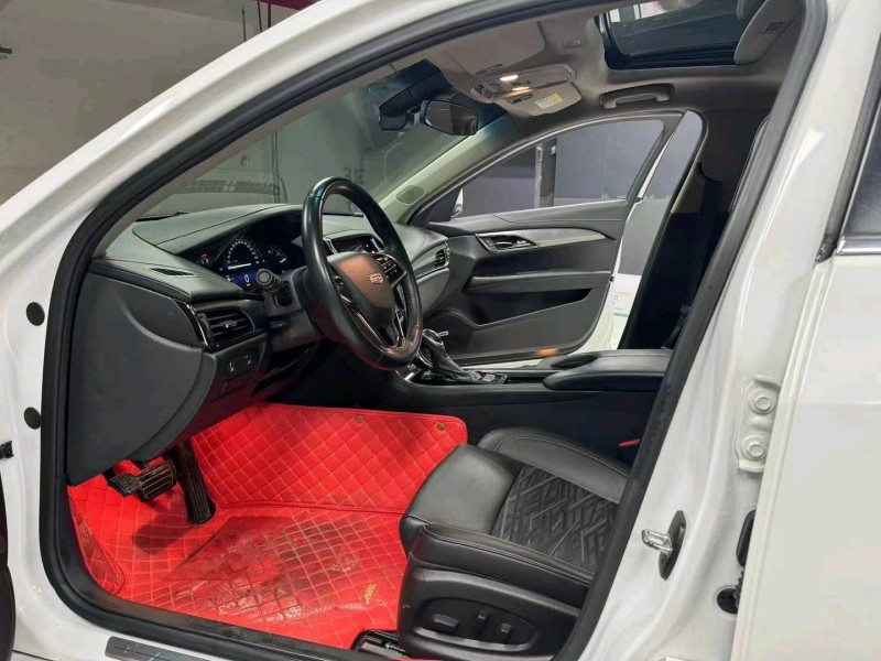 成都17年凯迪拉克ATS-L6