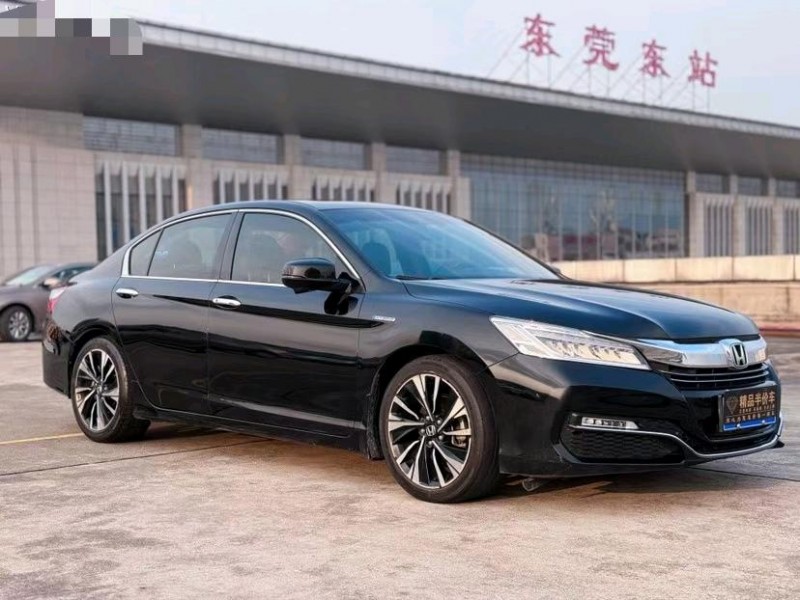 东莞18年本田雅阁3