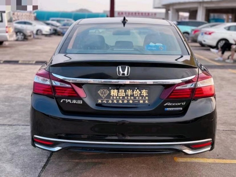 东莞18年本田雅阁5