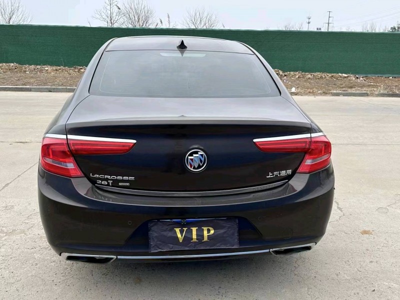 枣庄17年别克君越4