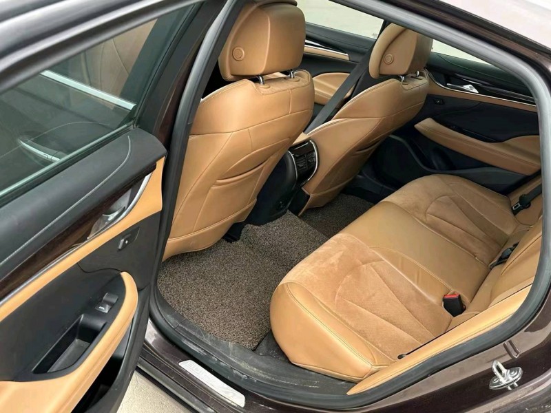 枣庄17年别克君越5