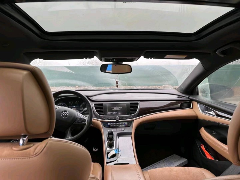 枣庄17年别克君越9