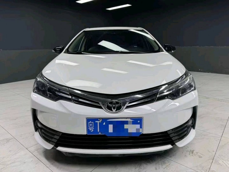 成都17年丰田卡罗拉1