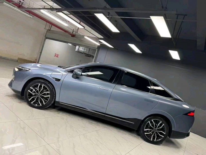 成都22年小鵬汽車P57