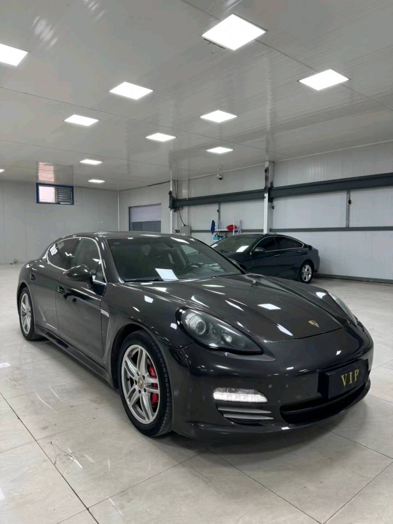 廊坊12年保时捷帕拉梅拉1
