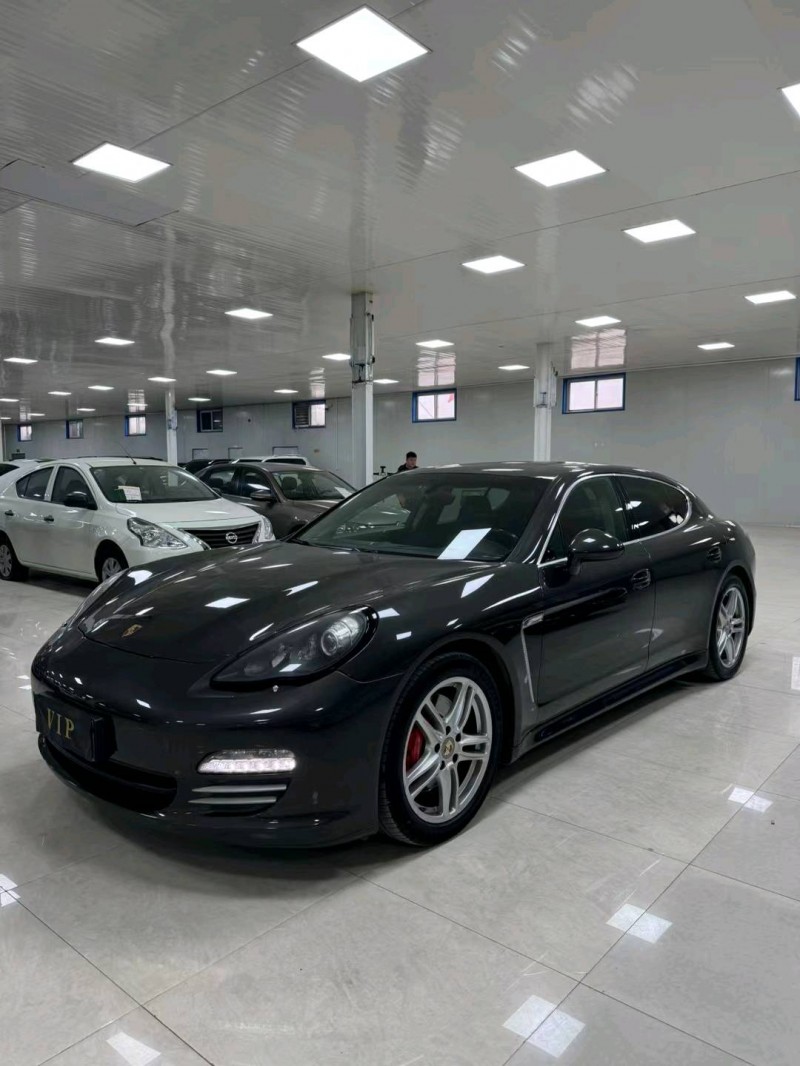 廊坊12年保时捷帕拉梅拉2