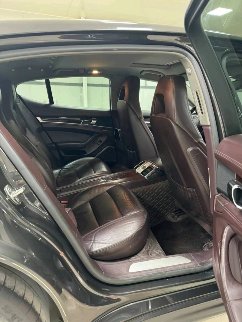 廊坊12年保时捷帕拉梅拉4