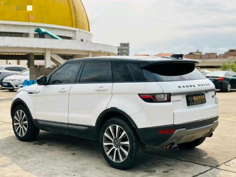 东莞18年路虎极光9