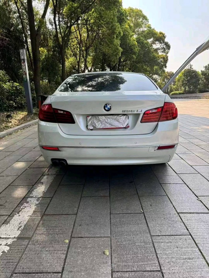 徐州16年宝马5系9