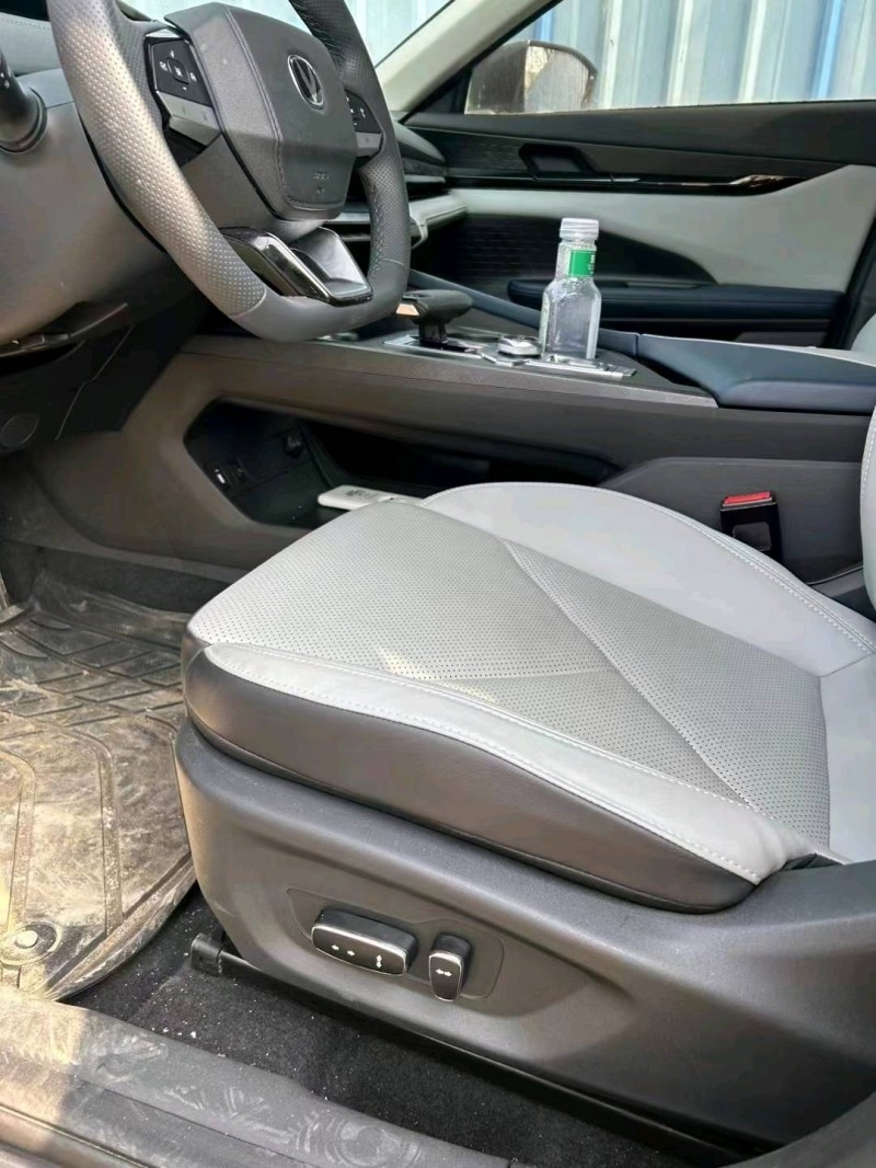 潍坊23年长安汽车UNI-V2