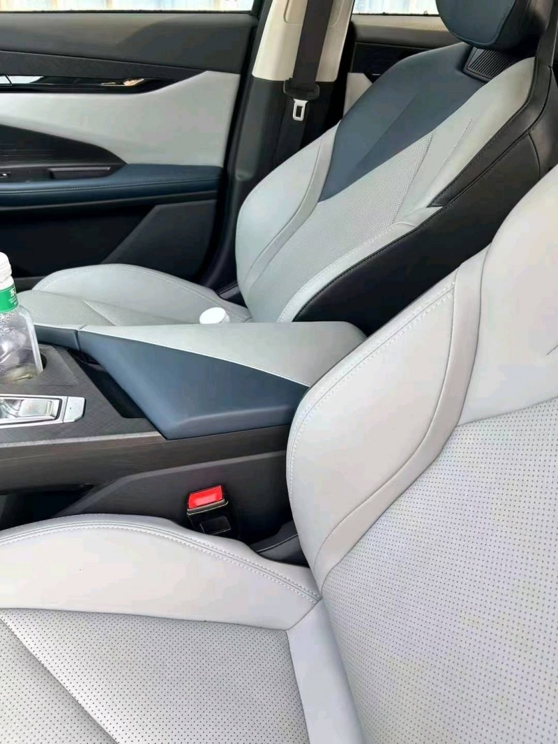 潍坊23年长安汽车UNI-V5