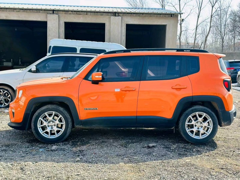 安陽21年Jeep自由俠8