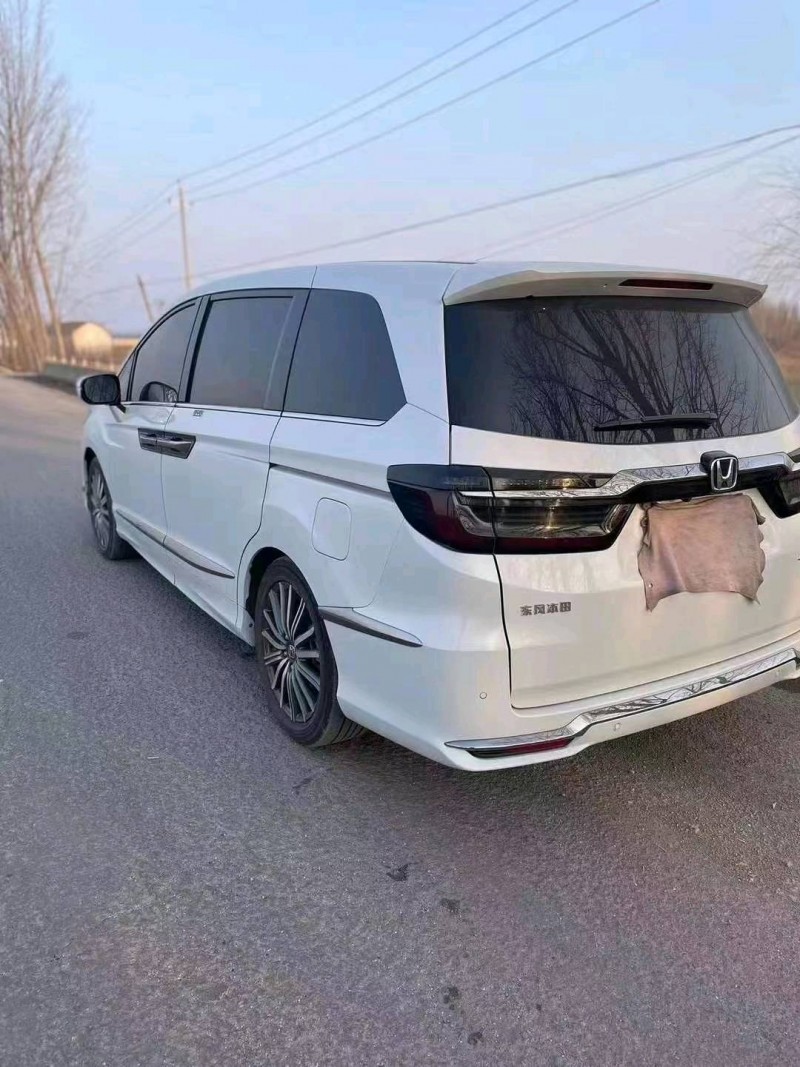 邢台23年本田艾力绅8