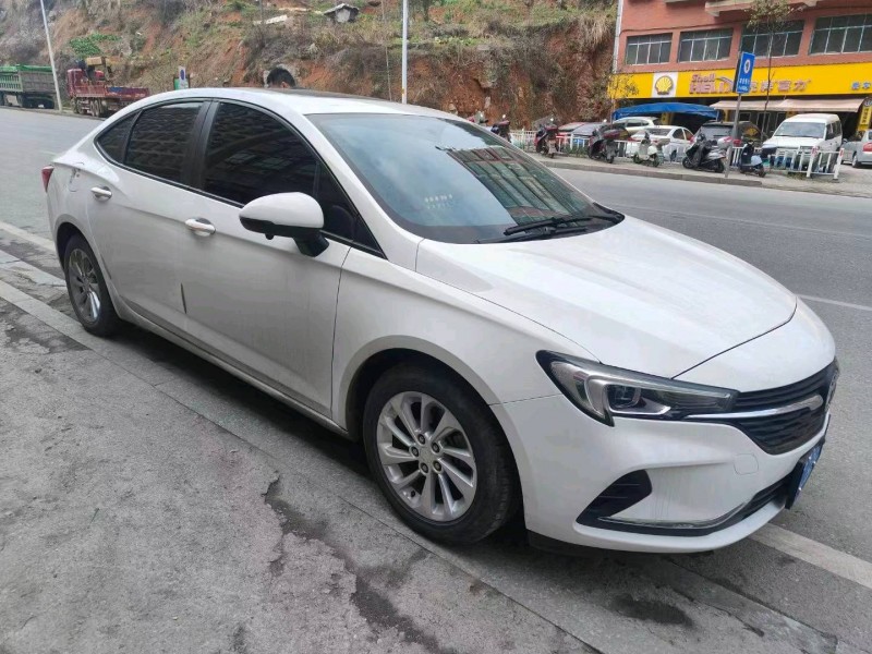 东营21年别克威朗2