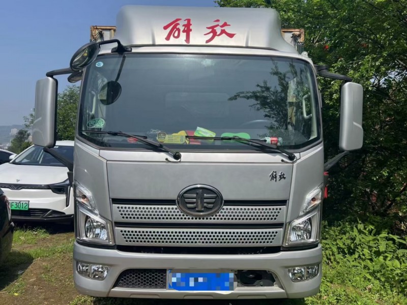 重庆23年解放解放T801