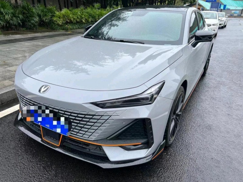 金華22年長安汽車UNI-V2