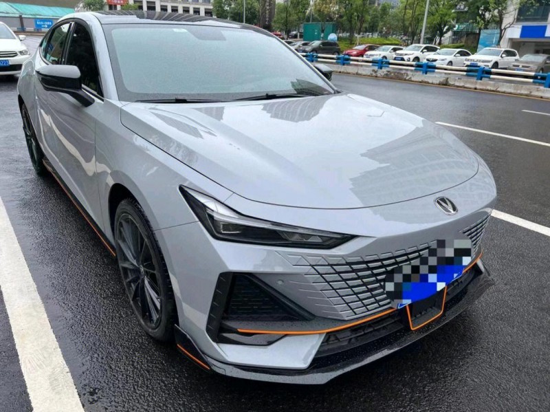 金華22年長安汽車UNI-V3