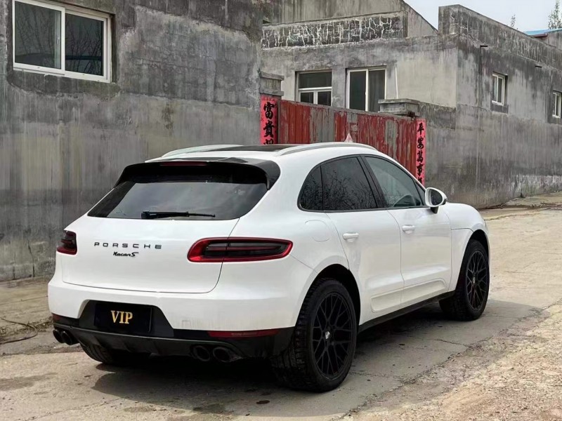 青岛18年保时捷Macan4