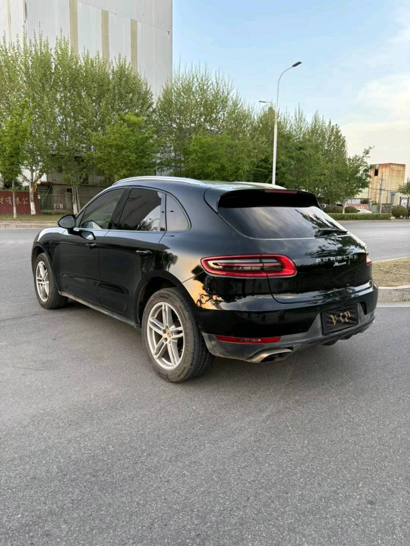 宿迁17年保时捷Macan7