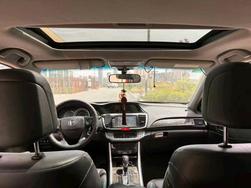 东营15年本田雅阁9