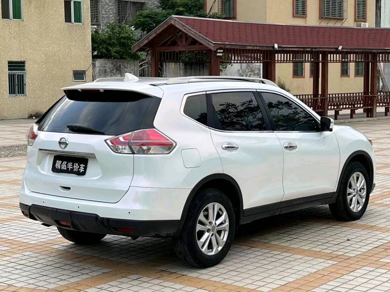 珠海17年日產奇駿7