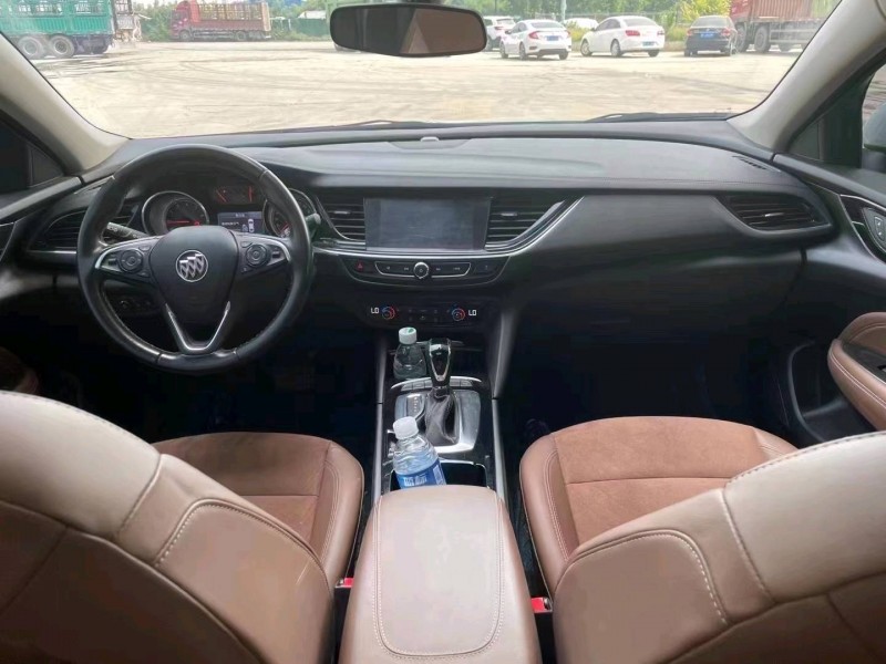 保定19年别克君威5