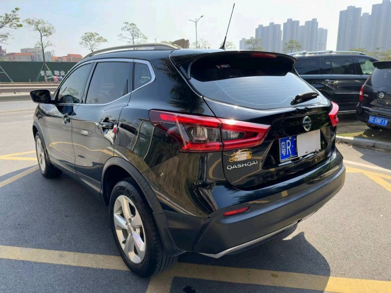 佛山21年日产逍客3