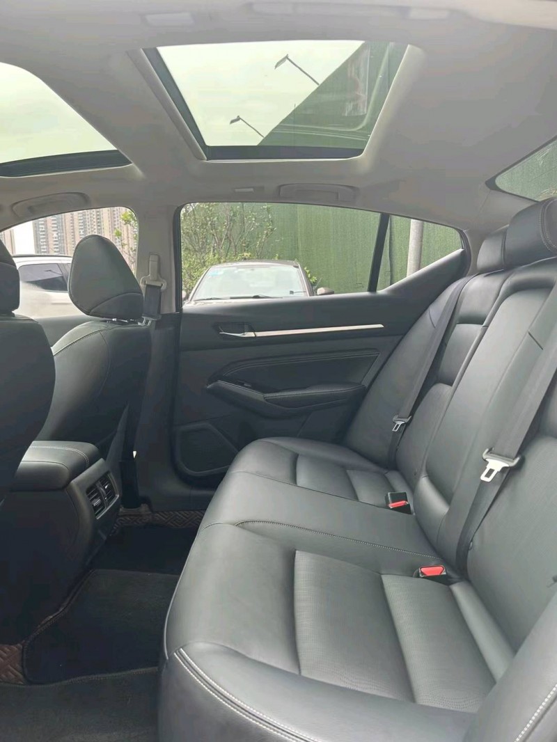 佛山23年日产天籁6