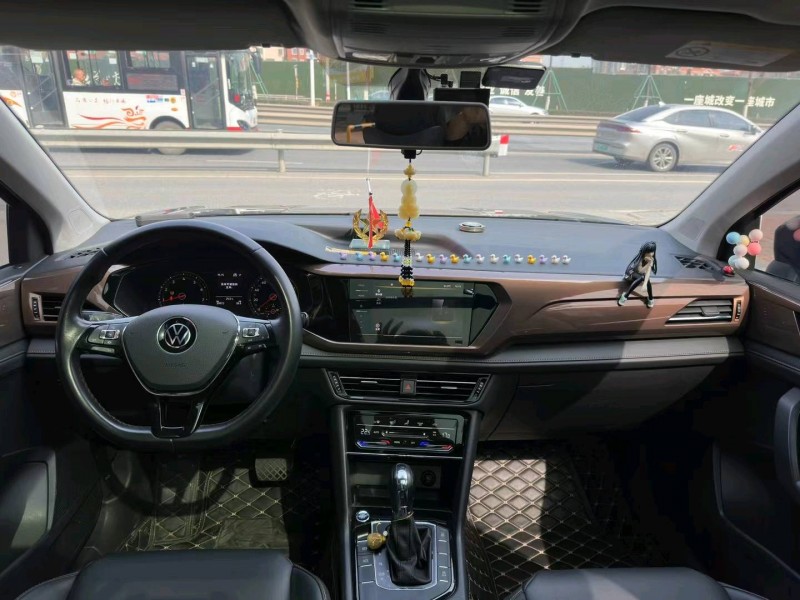 佛山21年大众途岳7