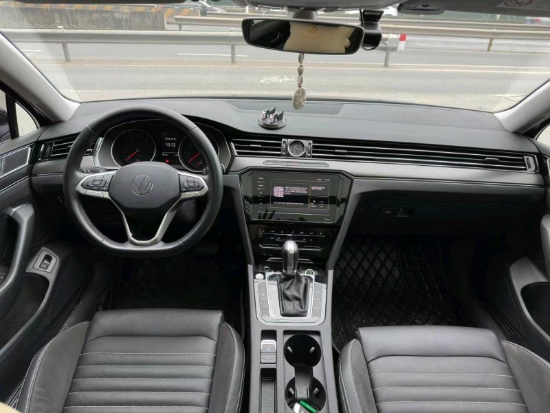 佛山22年大众迈腾7