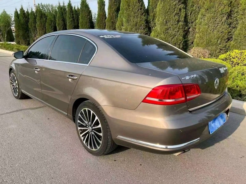 济南14年大众迈腾5