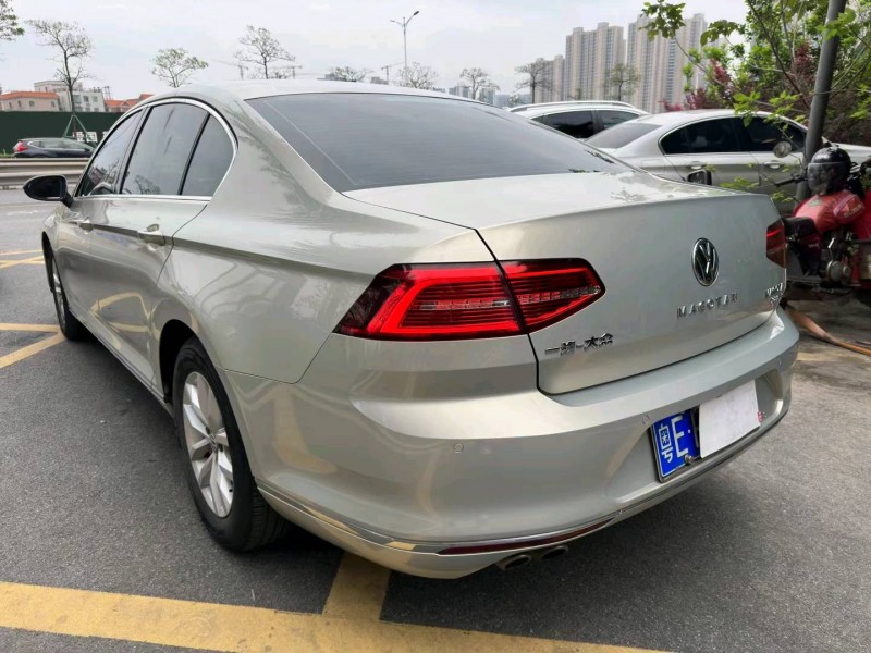 佛山19年大众迈腾5