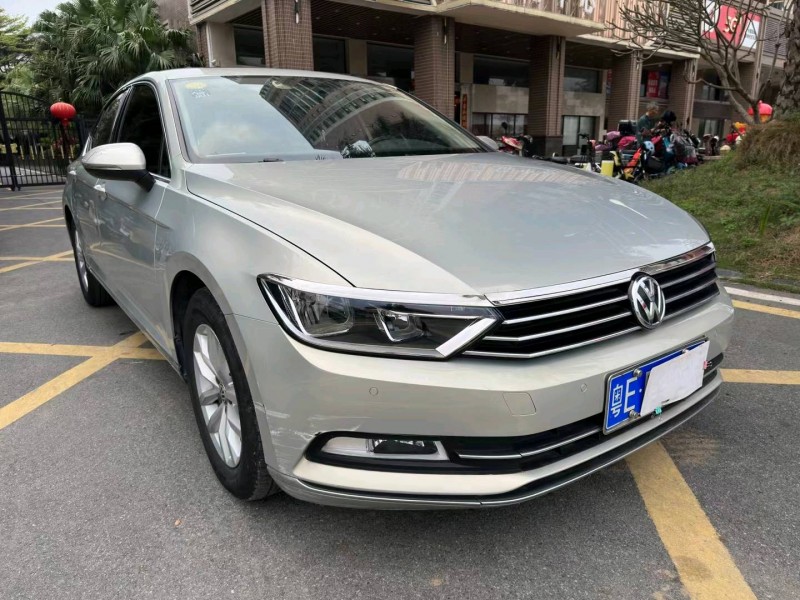 佛山19年大众迈腾6