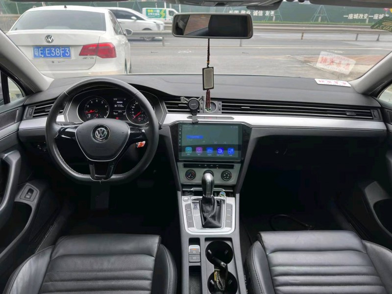 佛山19年大众迈腾7