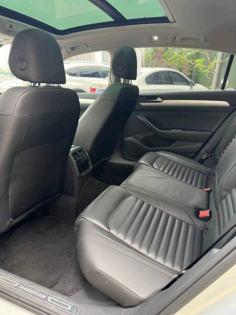 佛山19年大众迈腾8