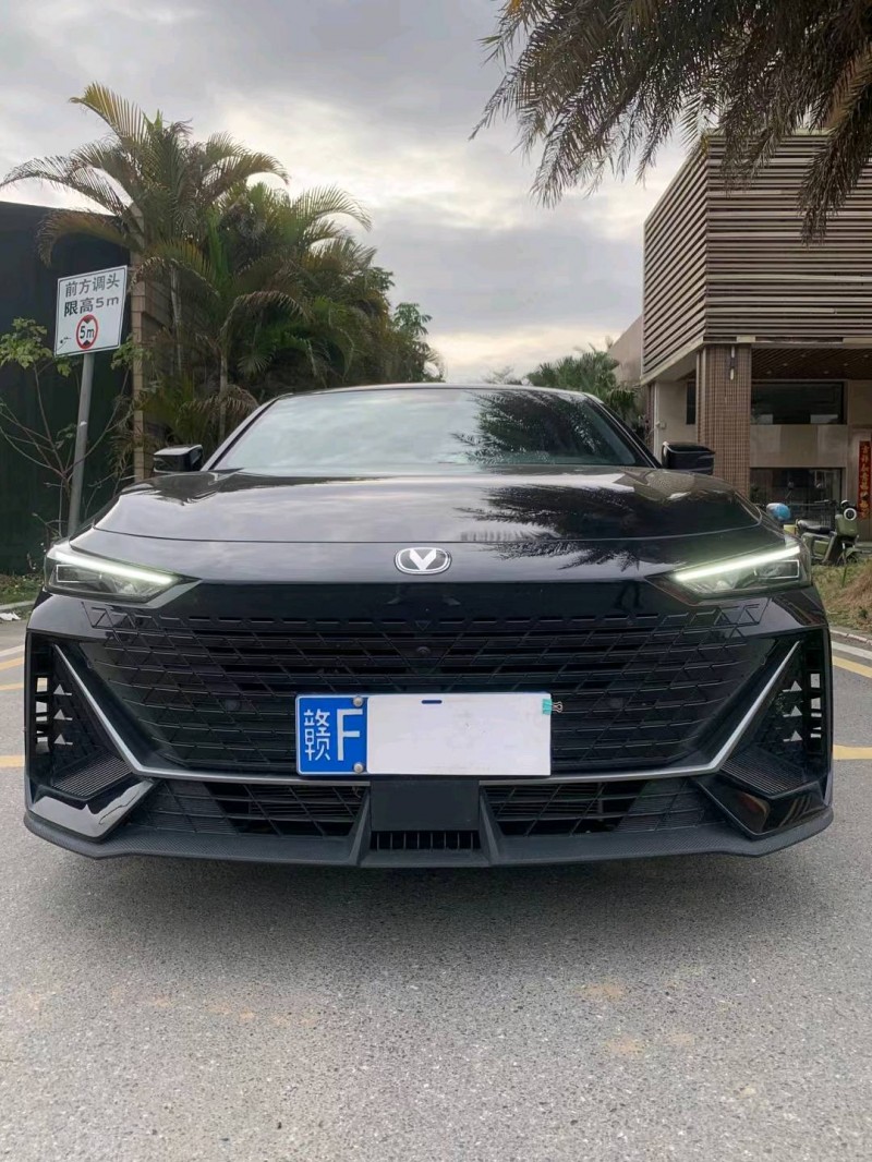 佛山20年长安汽车UNI-V1