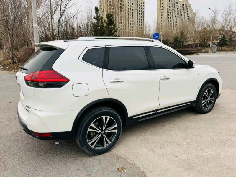 沈陽19年日產奇駿9