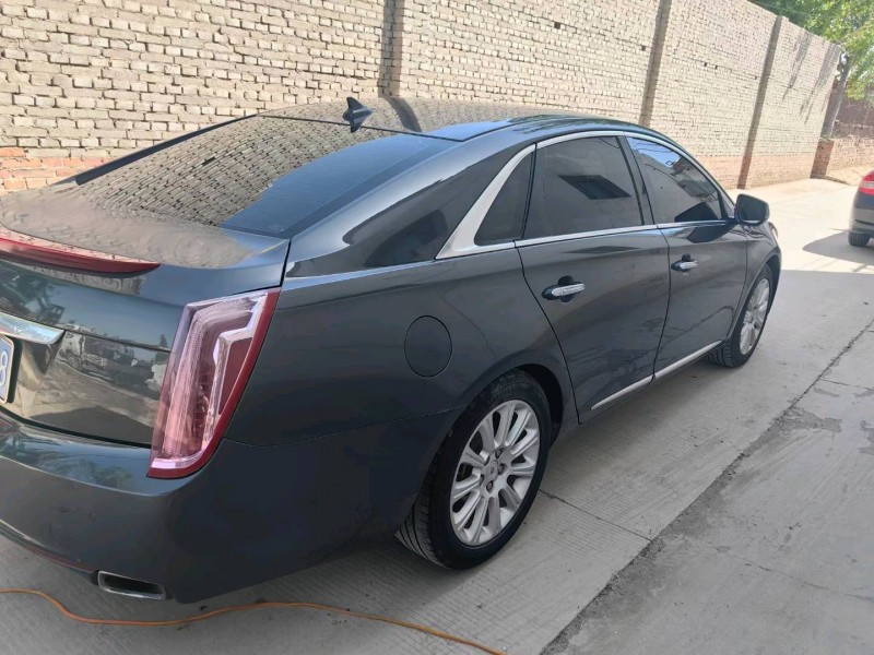 保定14年凯迪拉克XTS4