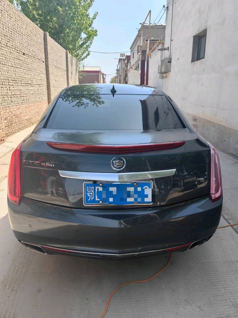 保定14年凯迪拉克XTS9