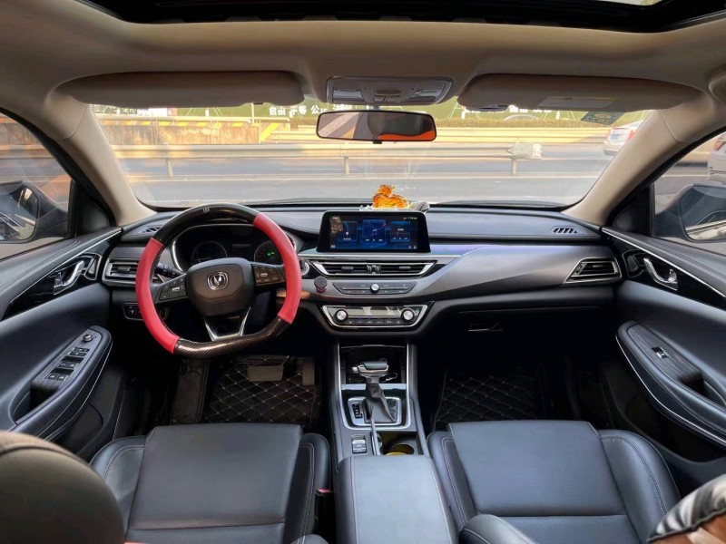 佛山20年长安汽车睿驰CC9