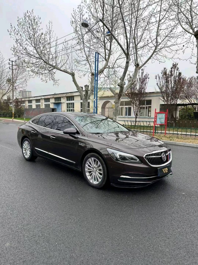 宿迁18年别克君越3