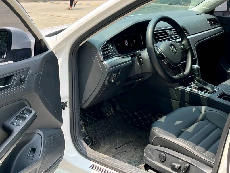 佛山22年大众凌渡6