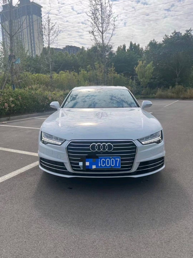 东营17年奥迪A7L1